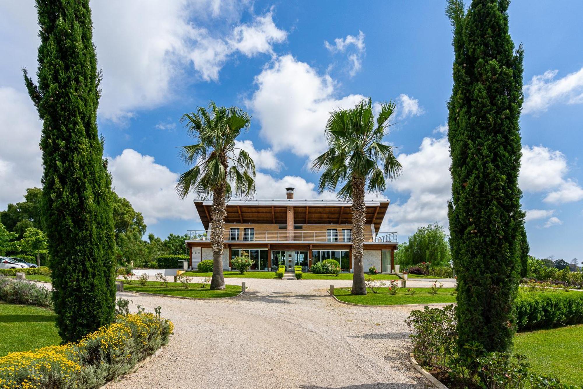 Casale Delle Ronde B&B Латина Экстерьер фото